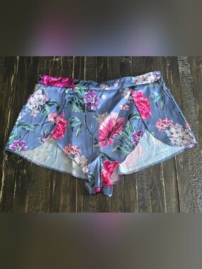 Victoria's Secret Satin Pajama Shorts Large